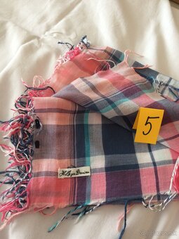 Šatky, šále značky GANT, TOMMY HILFIGER .... - 12