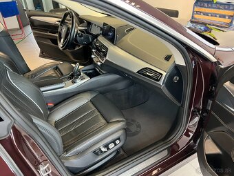 BMW GT 640 xdrive - 12