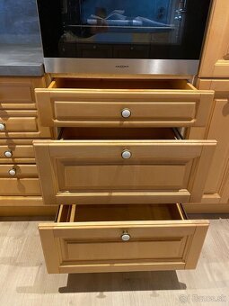 Masívna kuchynská linka z Nemecka so spotrebičmi - 12