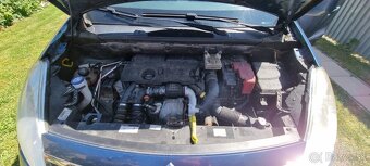 Citroen Berlingo 1,6hdi 2011 82kw panoramatická strecha - 12