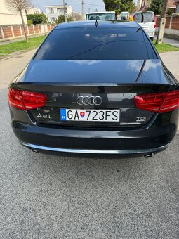 Predám AUDI A8L 3.0 TDI Quatro tiptronic 8st. - 12