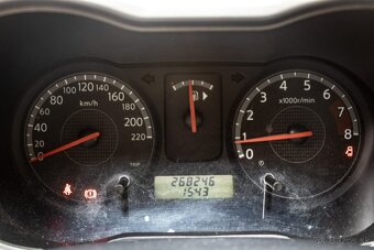 Nissan Note 1.4 l - 12