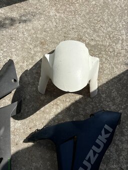 Predám lamely na motorku Honda cbr1000rr - 12