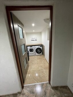 VÝHODNE Rodinný dom po rekonštrukcii Stránske Zilina - 12