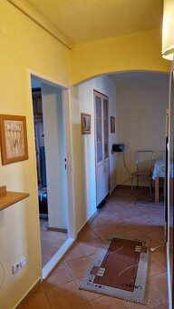 Prenájom 2-izbového bytu blízko centra Levíc - 12