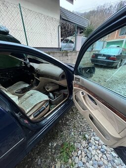 Rozpredám BMW E39 orientblau - 12