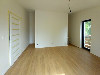 Novostavba rodinného domu, Gerlachov, DLHODOBÝ PRENÁJOM - 12
