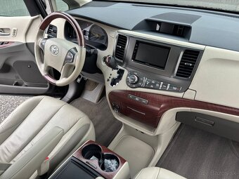 Sienna 3.5 V6 4WD automat 7 místné - 12