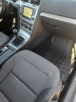 VW Golf 7 2.0 TDI Variant Bluemotion - 12