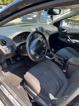 Predám Ford mondeo - 12
