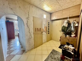 NA PREDAJ 4i BYT l ZREKONŠTRUOVANÝ l BALKÓN l SUPER LOKALITA - 12