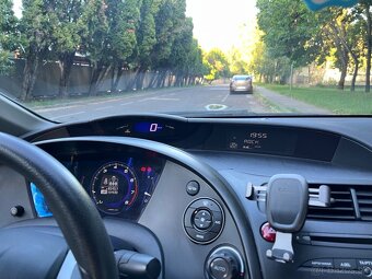 Honda Civic 1.4 Comfort - 12