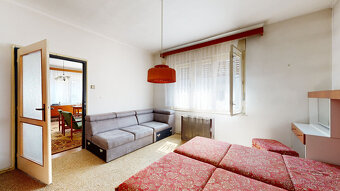 Rodinný dom s potenciálom v Senci – tichá lokalita, veľký po - 12