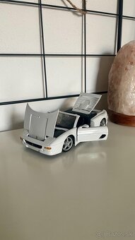 Modely 1:24 - 12