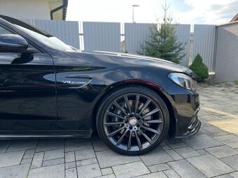 Mercedes-AMG C 63 Kombi | 4.0 V8 Biturbo | 476 koní | - 12