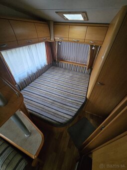 Obytný príves LMC 560, predstan, poschodové postele, 1500 kg - 12