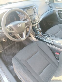 Hyundai i40 CW - 12