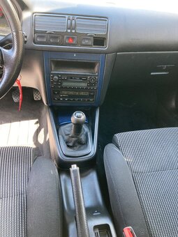 VW Golf 4 V5 110KW - 12