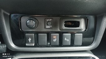 MITSUBISHI OUTLANDER  2,0  MIVEC 4WD CVT SPIRIT - 12