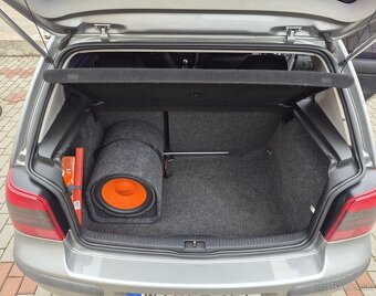 Volkswagen Golf 1.4 - 12