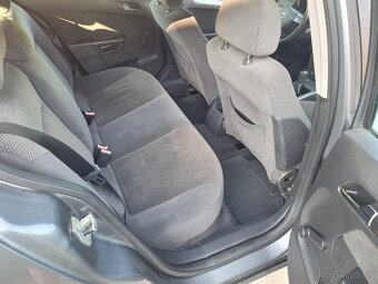 Predam opel astra h 1.4 16v benzín kw 66 r.v 2006 - 12