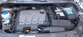 Volkswagen Touran 1,6 TDI Comfortline DSG - 12
