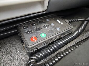 MAN TGL 12.220, NOVÝ 8t hákový nosič - 12