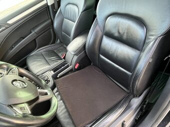 Škoda Superb 2.0 TDI DSG - 12