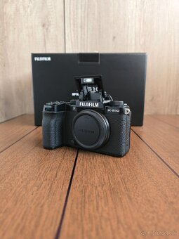 Fujifilm X-S10 + príslušenstvo - 12