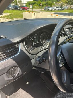 Škoda Octavia 1.8 TSI / Automat 132kw - 182 koni - 12
