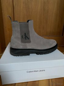Calvin Klein a converse obuv na predaj - 12