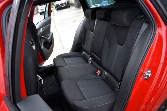 Škoda Octavia Combi 2.0 TDI SCR Sportline DSG - 12