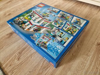 Neotvorené zapečatene Lego City 60330 - 12