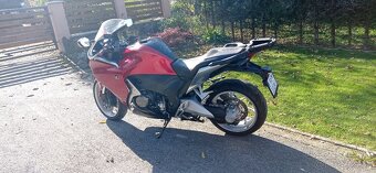 Honda VFR 1200f - 12
