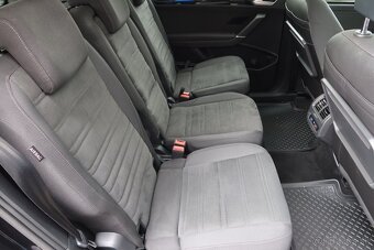 Volkswagen Touran 2.0 TDI DSG 150PS Highline Webasto - 12