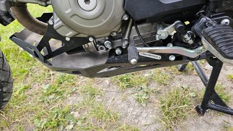 suzuki dl 650 v strom - 12