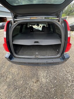 Volvo V70 2.4d D5 120kw facelift - 12