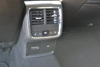 Škoda Octavia Scout, 110 kW, 2,0 diesel, 4x4 - 12