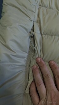 Predám pánsku vestu Under Armour - 12