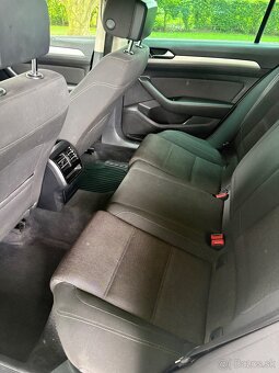 Predam Volkswagen Passat B8 2,0 TDI Dovoz GB Anglicko - 12