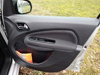 Citroen C3 Picasso 1,4benzín 77 000km r.v.2016 - 12