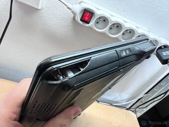 Predám notebook Asus Intel Core2Duo 2x2,00GHz.3gb ram.160gbH - 12