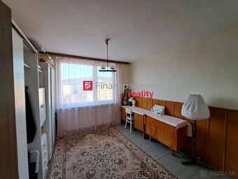 Priestranný 3-izbový byt s nádherným výhľadom pri rieke Labo - 12