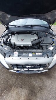 VOLVO XC 70 - 12