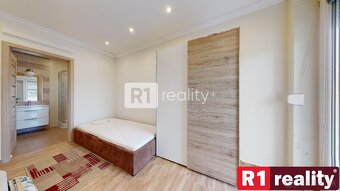 Veľký 6 izb. rodinný dom " SUN 77 " / Sokolovce - 12