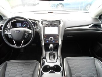 Ford Mondeo Combi 2.0 HEV Vignale 187k automat,facelift,masá - 12