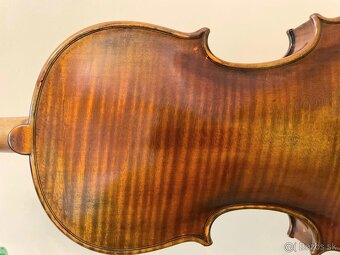 husle 4/4 model Stradivari ( olejovy lak) - 12