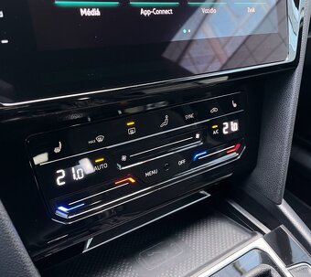 Volkswagen VW Arteon Shooting Brake 2.0 TSI R-LINE IQ.MATRIX - 12