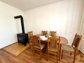 7 - IZB.ROD. DOM s GARÁŽOU, POZEMOK 2039m2, KOVÁLOV - 12