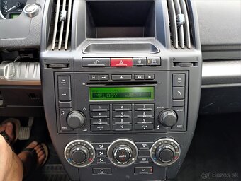 Land Rover Freelander 2 2.2 - 12